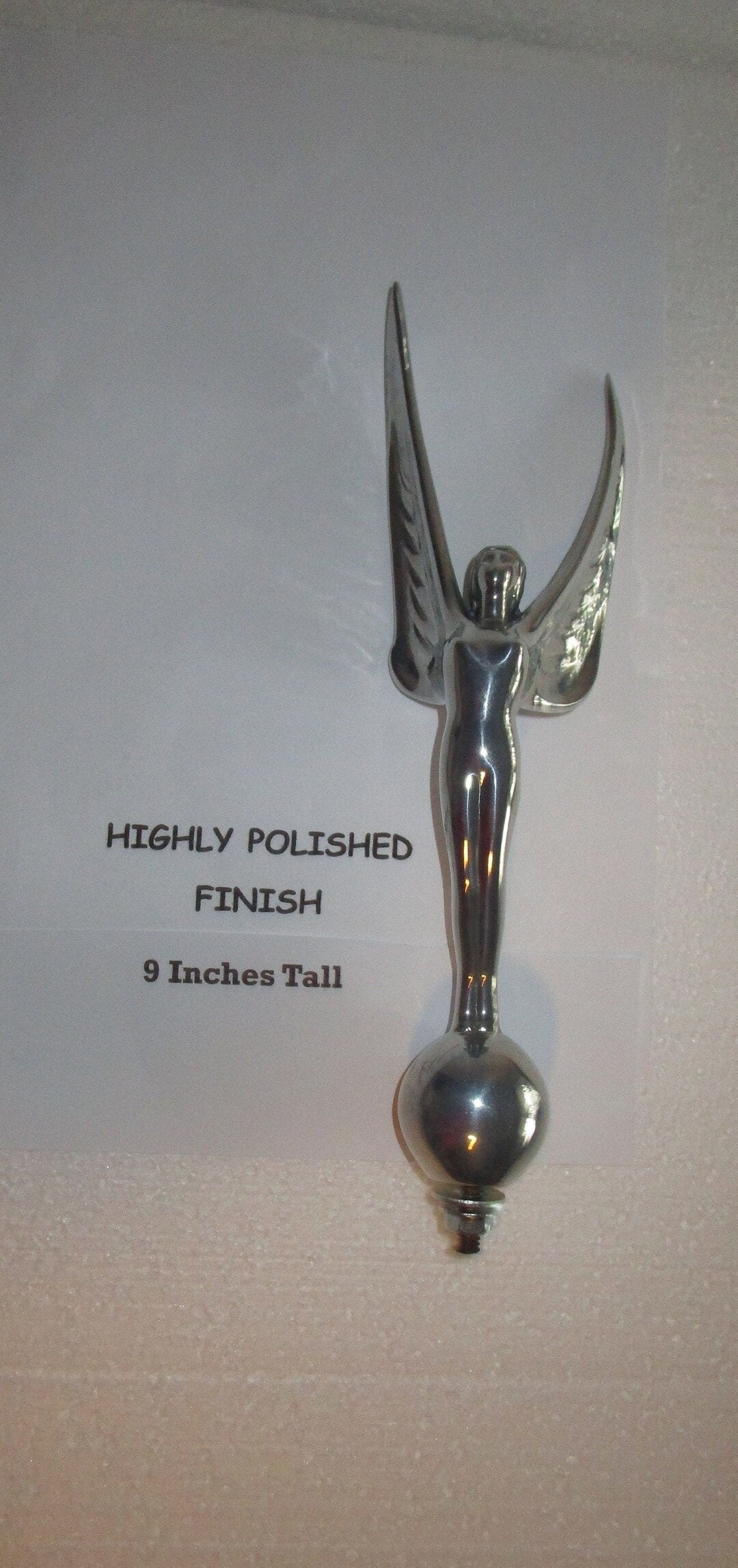 Topper a Vintage WALDORF Astoria Hotel, NYC Hood Ornament spirit of