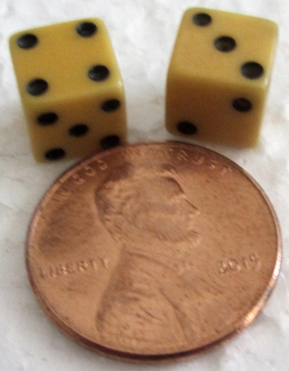 Vintage Miniature Bakelite Catalin Dice 0.31" by 0.31" Sold by the Pair - USA Made