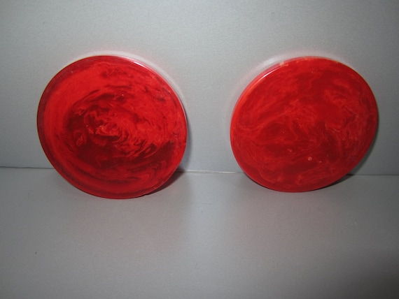 Fantastic Translucent Vintage Bakelite Catalin Marbled Red Round 2-1/4" Disc
