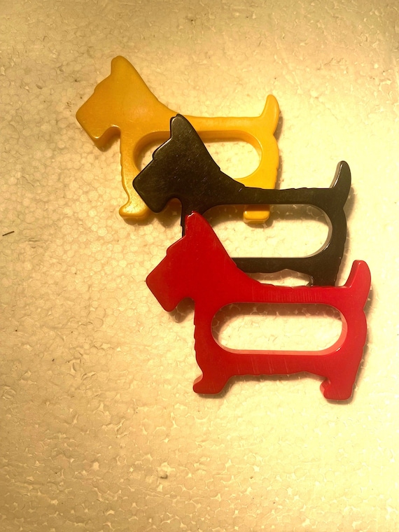 Vintage 3/16" Thin/Flat Scottie Dog Napkin Ring or Crib Toy in assorted colors USA