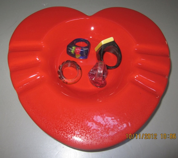A Large Red Heart Shape Candy ~ Soap ~Jewelry Dish ~ Ceramic