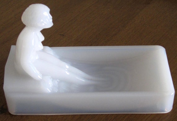 Vintage Nude Nymph Deco Soap Dish Bather / Ash Tray/Jewel Keeper/Business Card Holder in Opal White