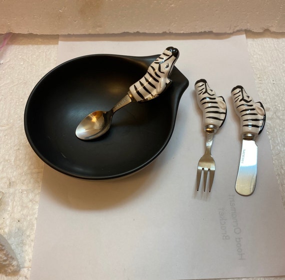 A Set of 3 Zebra Silverware a Spoon, Fork and Knife - 4-3/4 Inches Long - Style #89