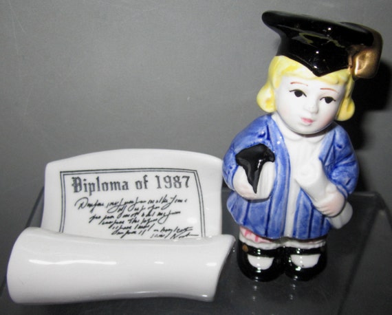 A 1987 Graduation Girl with Diploma Salt and Pepper Collectibles ~ Item 483