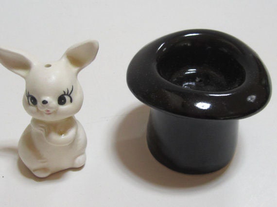 A Vintage Ceramic Rabbit in a Hat Salt & Pepper Shaker Set by Sarsaparilla Deco Design ~ Style #918