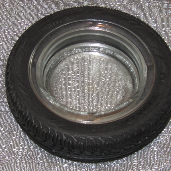 Vintage HANCOCK OPTIMO K006 ~ rubber tire with glass ashtrays ~ desk tray - change tray. Originally produced for the Japanese market ONLY.