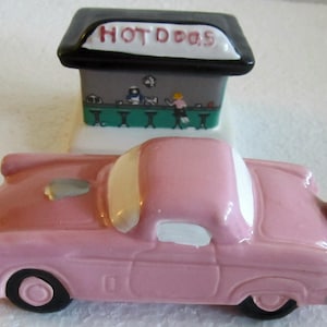 Conjunto de saleiro e pimenteiro vintage Ford Roadster Drive Inn de 1956