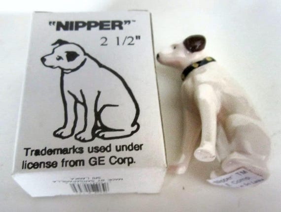 Vintage mint 2-1/2" Nipper Victor Edison Dog Ceramic in a PRINTED BOX ~ Figurine Style #743F-PB