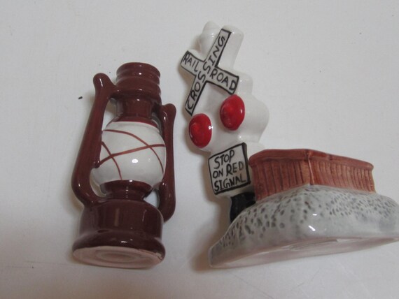 A Vintage ceramic Railroad Crossing Sign and Lantern Salt and Pepper Shaker Set ~ Style #350