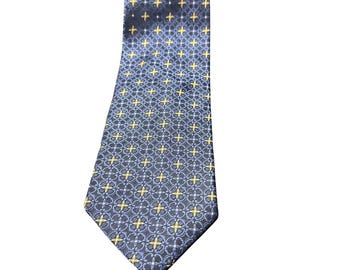 Cravatta vintage Barneys New York in seta 100% con motivo geometrico, blu navy e oro, 58"