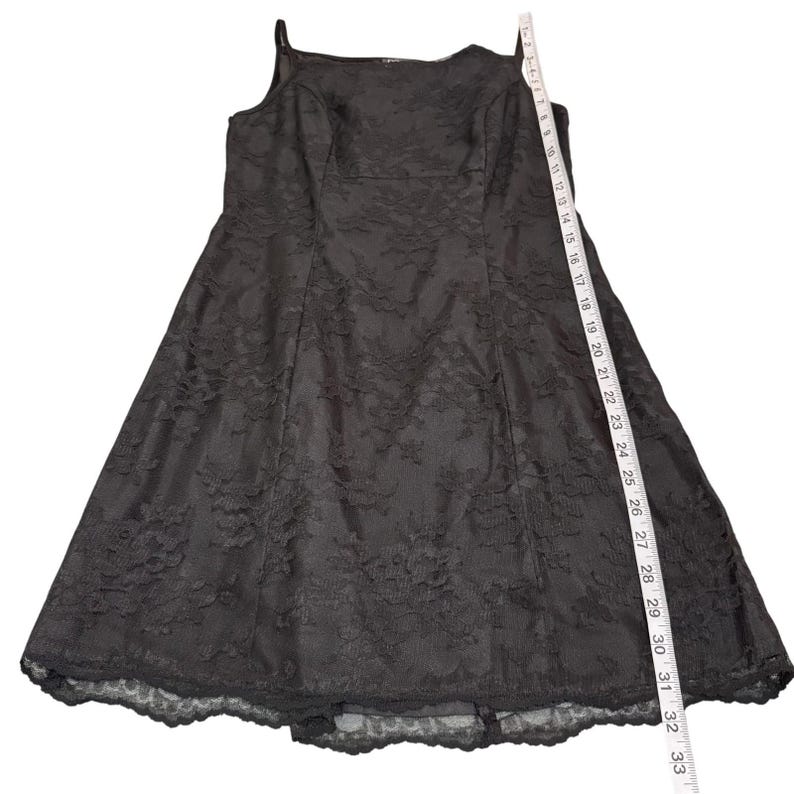 Vintage BCBG Max Azria Black Lace Slip Dress Mini Spaghetti Strap USA M image 7