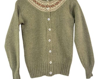 Cardigan vintage anni '50 da donna "Shetlander" lavorato a mano in lana Shetland, taglia S