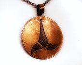 006 Etched Antique Copper Star Trek Klingon Insignia Pendant Hand Inked
