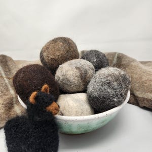 Set of 3 Alpaca Wool Dryer Balls – Handmade, Eco-Friendly, Reusable Fabric Softener for Laundry, Reduces Drying Time & Static Naturally