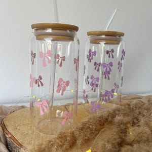 Glass with lid and straw | Drinking glass | Glass cup | Gift | Bow