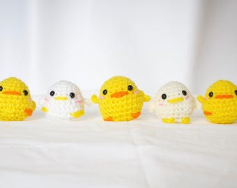 Pollito de ganchillo en miniatura