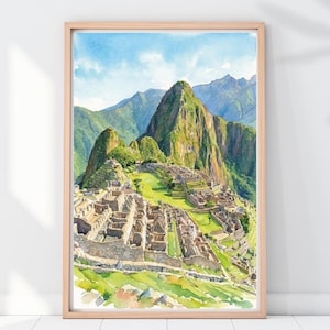 Puede incluir: Pintura a la acuarela de Machu Picchu en un marco de madera clara. La obra representa la antigua ciudadela inca ubicada en los Andes, con exuberante vegetación verde y un cielo azul. La pintura captura los detalles arquitectónicos y la belleza natural del sitio.