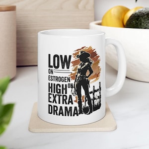 Lustige Wechseljahre Becher Geschenke für Frauen, Wechseljahre Tasse Geschenk für Sie, Wechseljahre lustige Geschenke für Mutter Kaffeetasse Geschenk, niedriger Ösrogen Humor