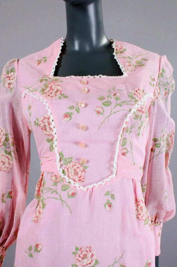 S/M Vintage 1970s Pink Rose Cottagecore Floral Pr… - image 5