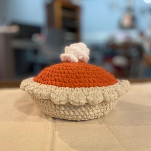 Pumpkin Pie Amigurumi Plushie