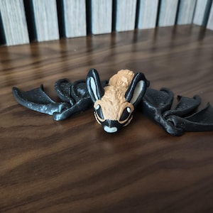 Bat Miniature fidget desktoy 3d-printed