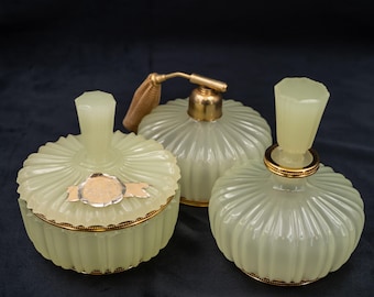Antique Green Opaline Glass Vincenzo NASON Box Vanity Set Uranium Murano Ormolu
