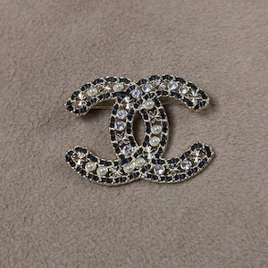 Chanel Gold Pearl And Crystal CC Logo Brooch