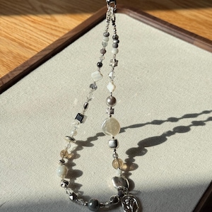 Pearl & Crystal Beaded Phone Charm: Elegant Silver Accent