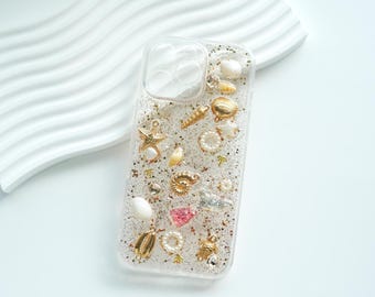 Handmade Glitter Ocean Phone Case: Sea Animal Design
