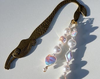 Mermaid Bookmark with Baroque Pearl Charm: Ocean Inspired, Antique Bronze Page Marker