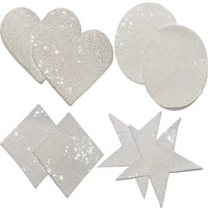 Può includere: Un set di sei toppe di paillettes bianche in varie forme, tra cui cuori, cerchi, quadrati e stelle. Queste toppe sono perfette per aggiungere un tocco di brillantezza a vestiti, borse o altri lavoretti.