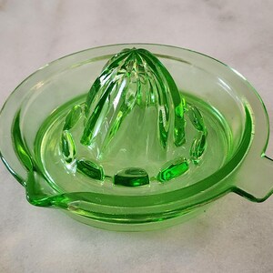 Depression Glass Juicer, Green Uranium Vaseline Glass