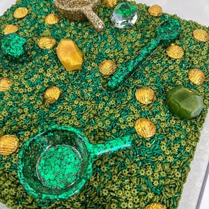 Sensory Bin Scoops and spoons for St. Patrick’s Day themed sensory play | Gift basket ideas for kids | Fine Motor Skills | Montessori School