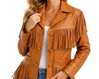 Chaqueta vintage de ante color canela con flecos – Abrigo de cuero estilo vaquera con detalle de tachuelas