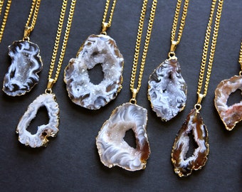 Gold Coated Agate Slice Pendant Necklaces - Natural Quartz Stone Gemstone Raw Rough Druzy Crystal Small Colourful Colorful Black White Brown