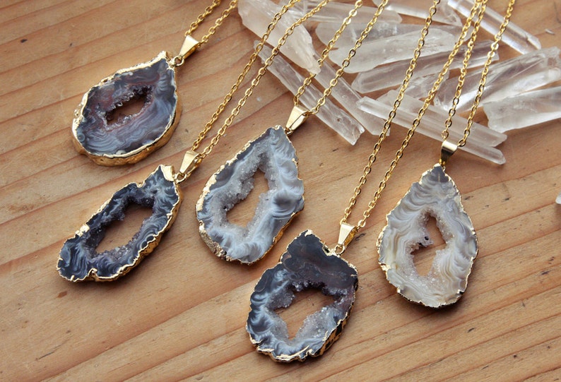 Gold Coated Agate Slice Pendant Necklaces Natural Quartz Stone Gemstone Raw Rough Druzy Crystal Small Colourful Colorful Black White Brown image 2