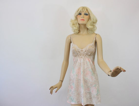 70s BabyDoll Nightgown by Lucie Ann Floral w Shee… - image 5