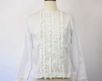 Vintage  Blouse  White  Eyelet Embroidered Flowers  Top Size 14 Bust 34