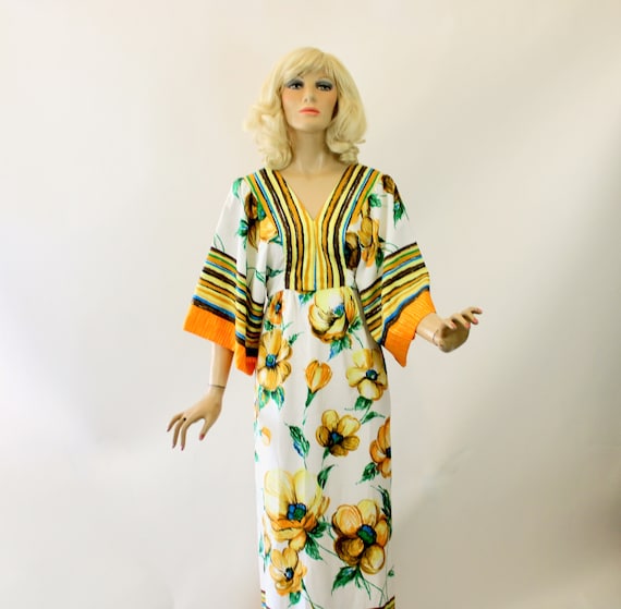 70s Hawaiian Maxi Dress White Empire w Large Floral P… - Gem