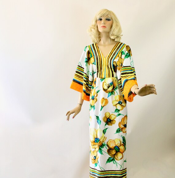 70s Hawaiian Maxi Dress White Empire w Large Floral P… - Gem