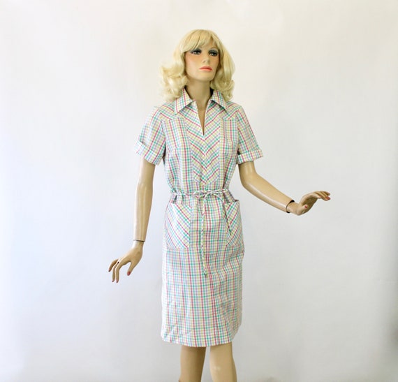 Vintage Day Dress Colorful Plaid  House Dress Siz… - image 1