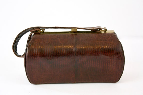 50s  Box Purse Small Brown Lizard Skin Barrel Sha… - image 3