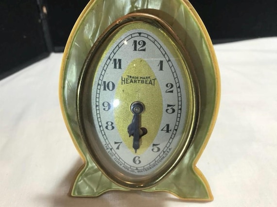 1930s the Lux Clock Mfg Co. Heartbeat Miniature Clock (very Rare