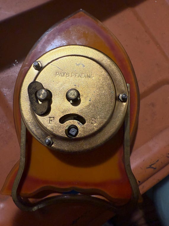 1930s the Lux Clock Mfg Co. Heartbeat Miniature Clock (very Rare