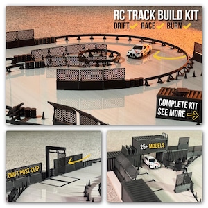 Könnte beinhalten: Ein RC-Streckenbausatz mit dem Text "RC TRACK BUILD KIT DRIFT RACE BURN". Das Set enthält schwarze Zäune, Fässer und ein kleines weißes und rotes Rennauto. Das Set enthält auch den Text "COMPLETE KIT SEE MORE" und "25+ MODELS".