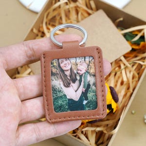 Customized photo album keychain, personalized photo keychain, mini photo album leather keychain, Christmas gift, gift for husband