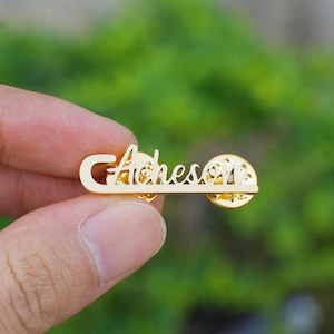 Op maat gemaakte naamspelden, gepersonaliseerde briefbroches, 14K sieraden naambroches, team op maat gemaakte reversspeldjes, op maat gemaakte naambordjes werknemer