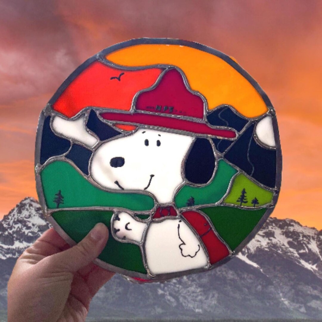 Park Ranger Snoopy Suncatcher - Peanuts Stained Glass National Park ...