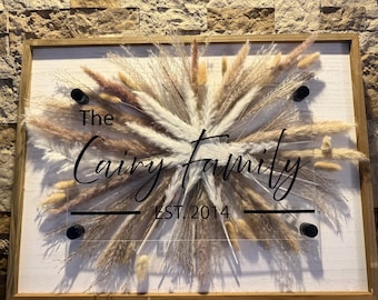 Custom Family Name Sign with Dried Pampas Grass – Personalized Rustic Home Decor, Acrylic & Wood Wall Art, Established Family Sign Gift