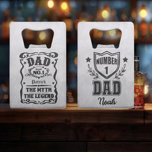 Abridor de garrafas de carteira personalizado Abridor de cartão de crédito de aço inoxidável gravado personalizado com design de montanha Padrinhos ou presente de aniversário